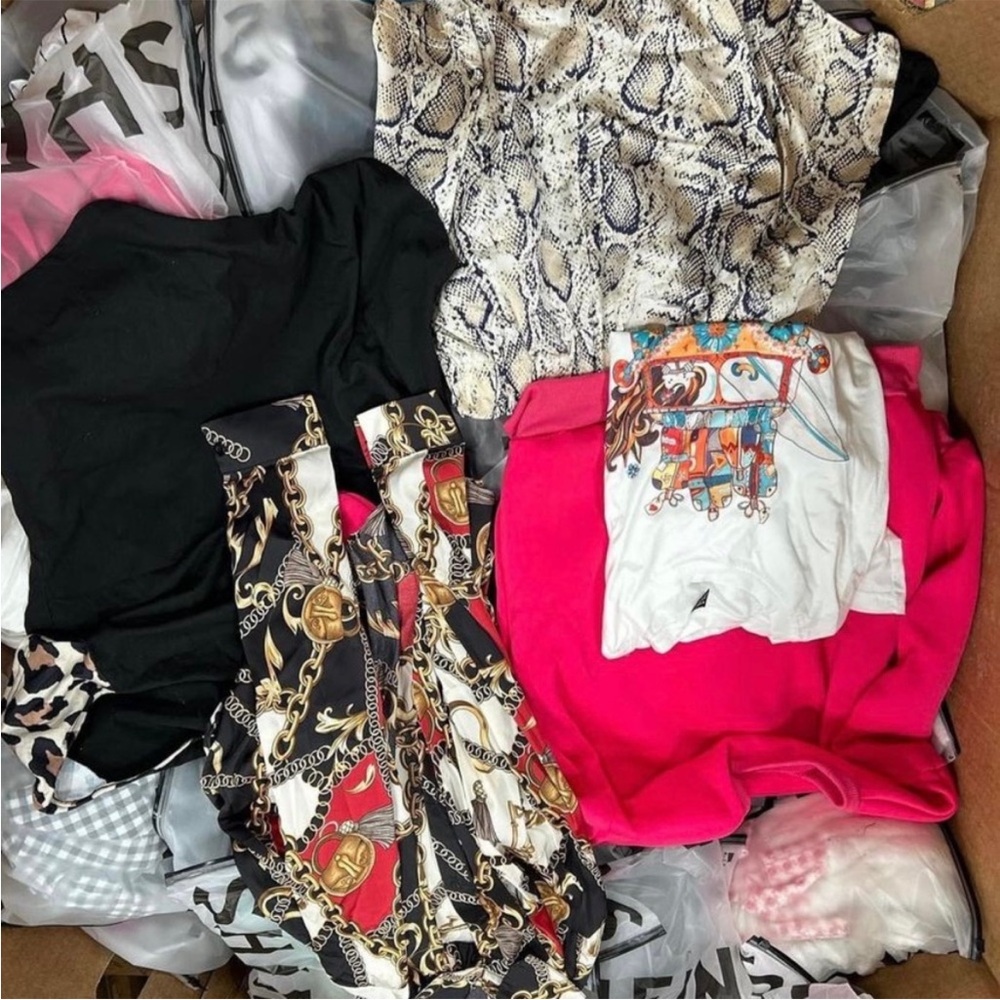 Women clothing 30pcs spring summer mystery box tops dress swim bottom jeans - Picture 8 of 13